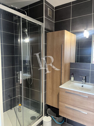  Appartement à louer 2 pièces 48 m²