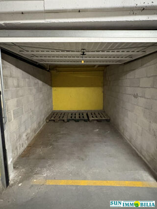  Parking / Garage � louer 12 m�