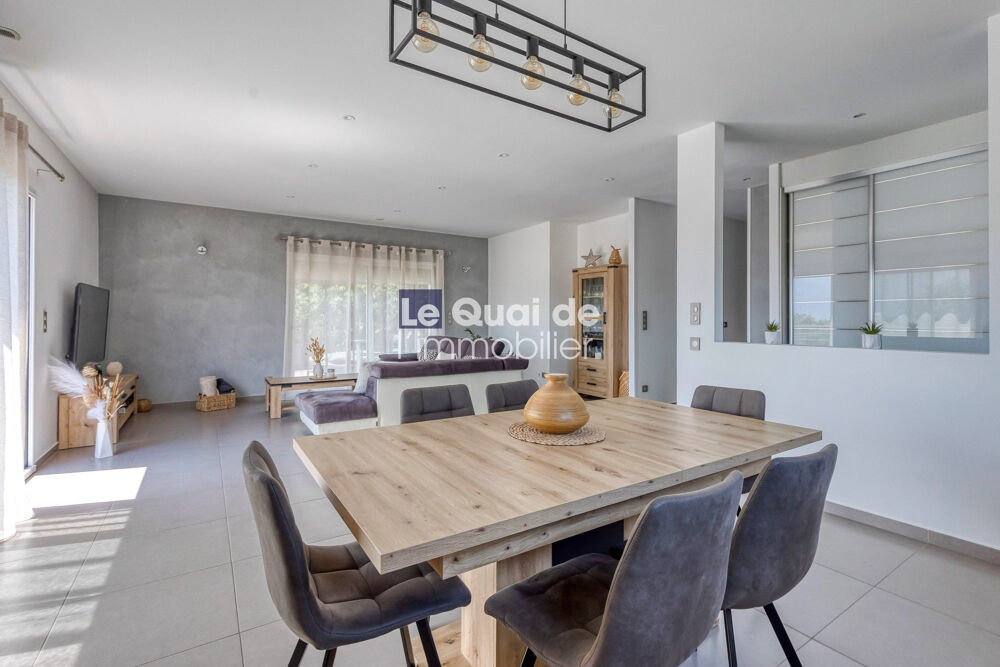 Vente Maison Maison de 5 pièces (163 m²) en vente à MOIRANS Moirans