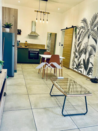 Maison à louer 5 pièces 170 m²
