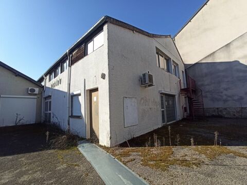   LOCATION St JUNIEN - LOCAL 220m² en R+1 - CENTRE VILLE 