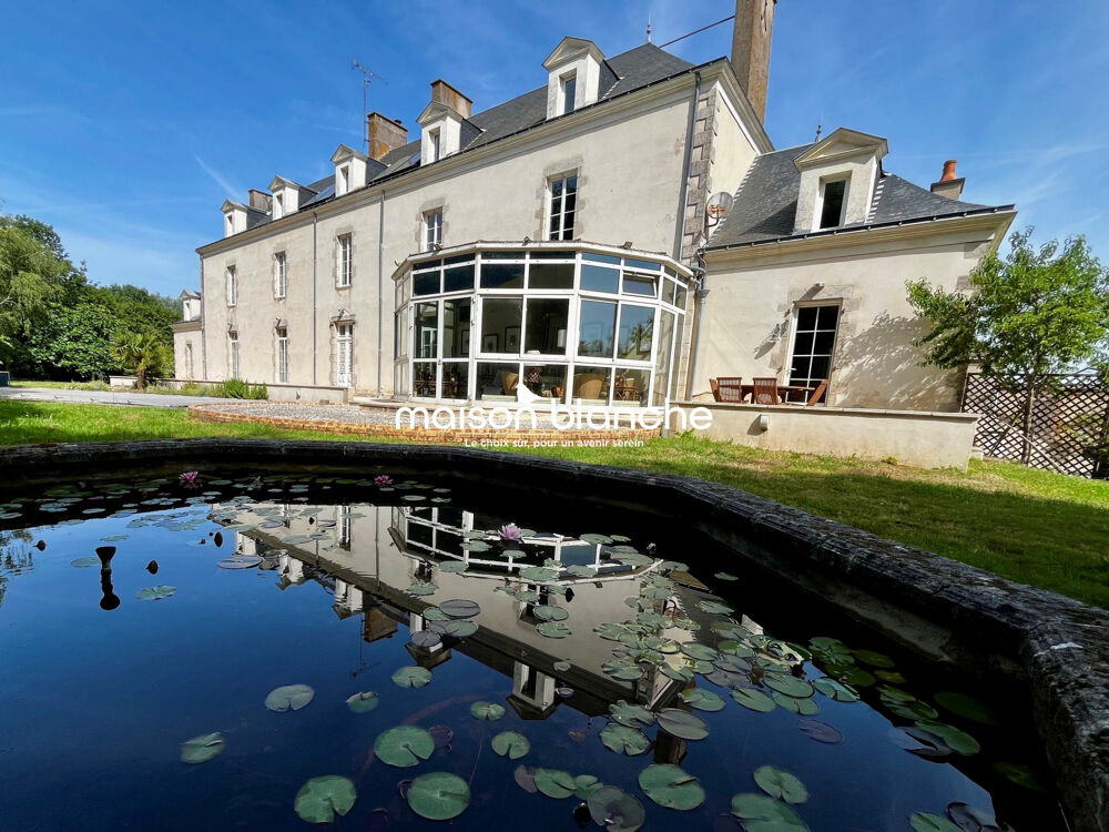 Propriété de caractère sur 4 hectares avec piscine et dépend