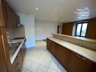  Appartement à louer 3 pièces 69 m²