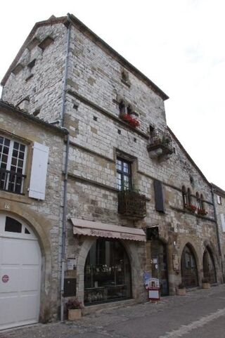 Maison à vendre 10 pièces 900 m²