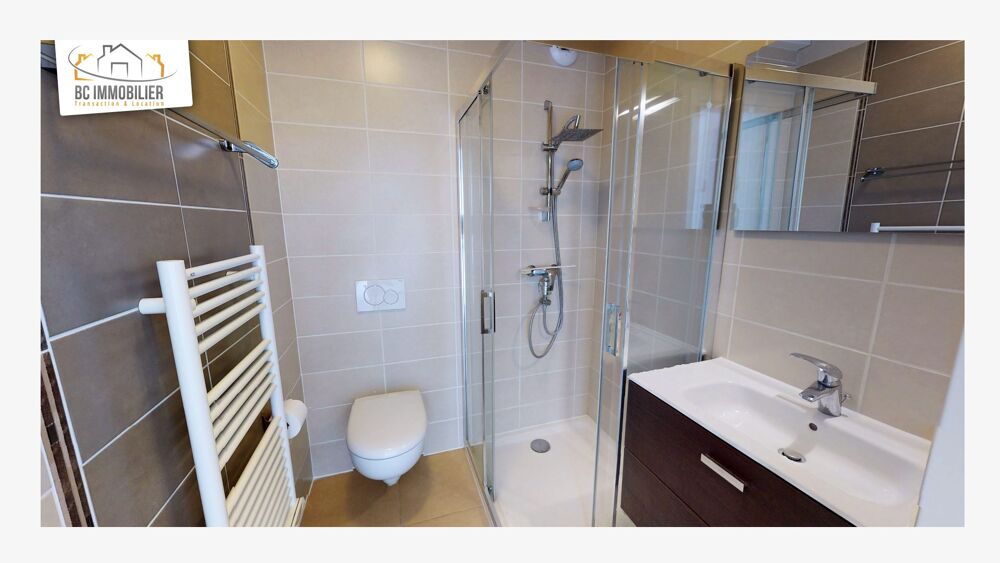 à vendre  Appartement Prévessin-Moëns (01280)