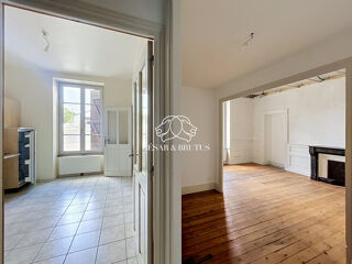  Immeuble à vendre 375 m² Amplepuis