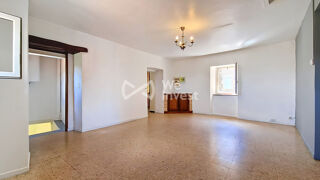  Immeuble à vendre 141 m² Gravières