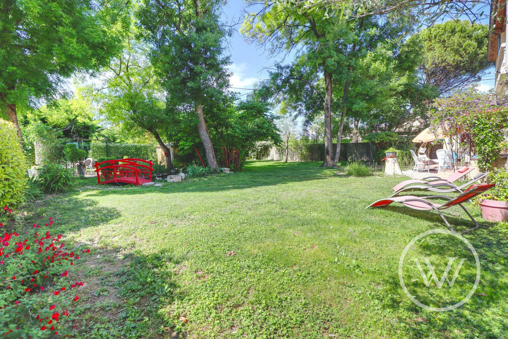 Maison T7 de 206,18m² avec jardin, garage et piscine, Livron