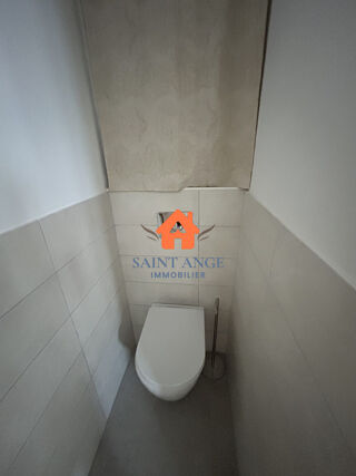  Appartement à louer 2 pièces 56 m²