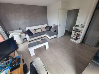  Appartement à louer 2 pièces 48 m²