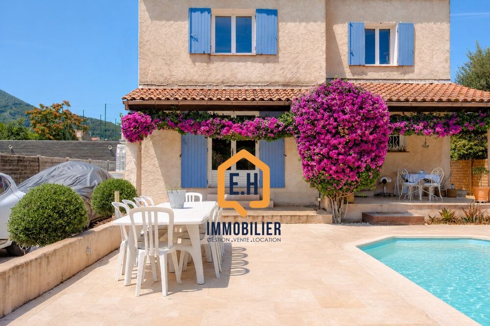 Élégante villa familiale de 221 m² utiles avec piscine, jardi