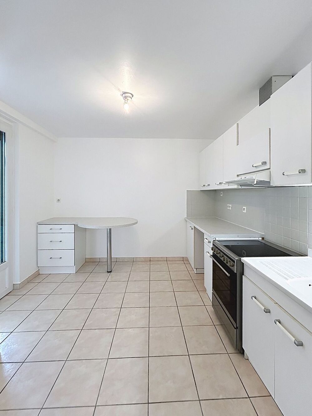 Location Appartement 3 PIECES - LISLE SUR TARN Lisle-sur-tarn