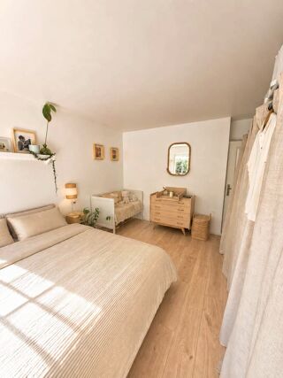  Appartement à louer 3 pièces 80 m²