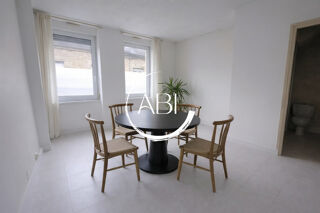  Appartement à louer 2 pièces 49 m²
