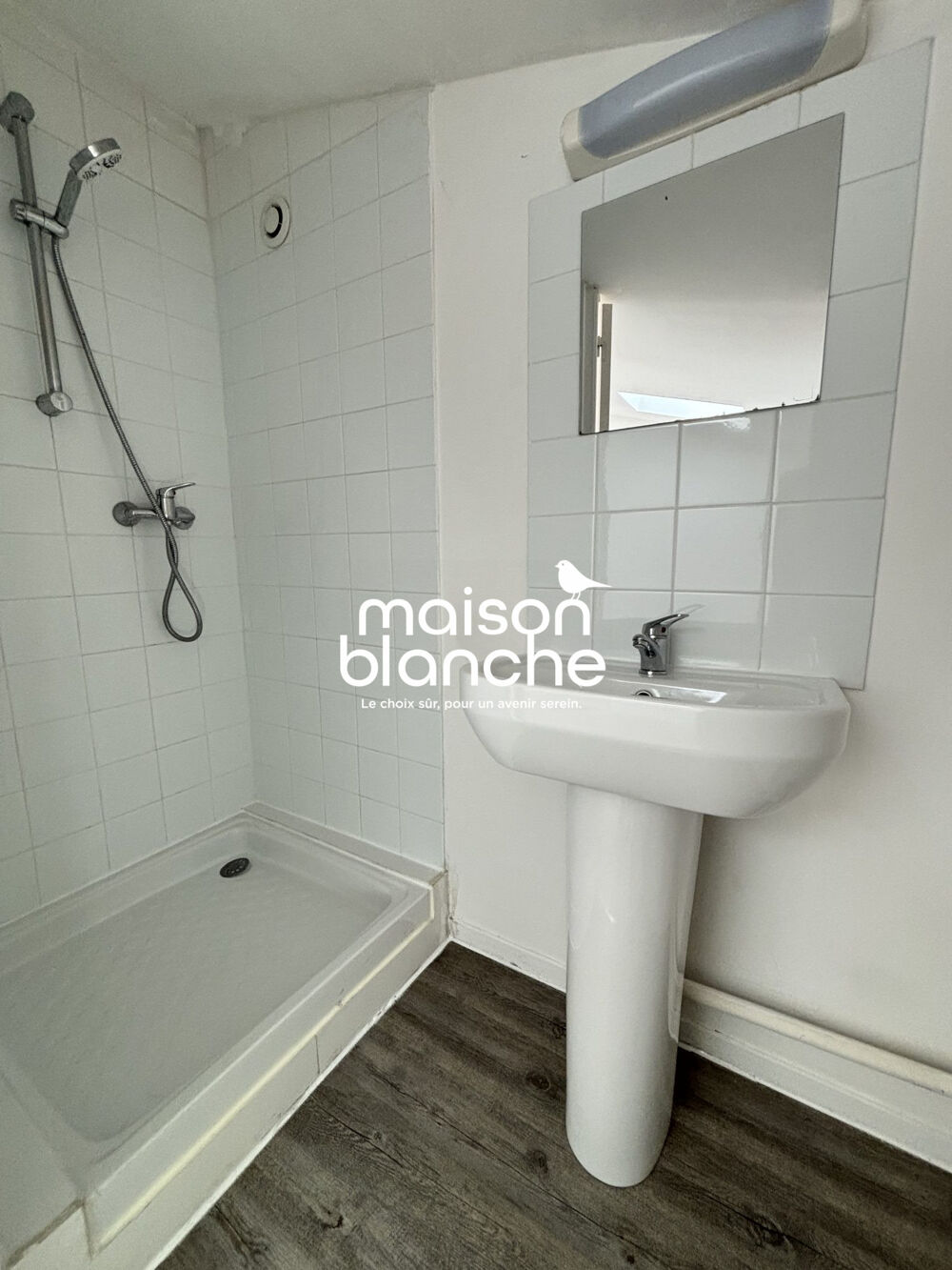 Location Appartement Appartement 1 pièce + mezzanine à louer à Villenave d'Ornon Villenave-d'ornon