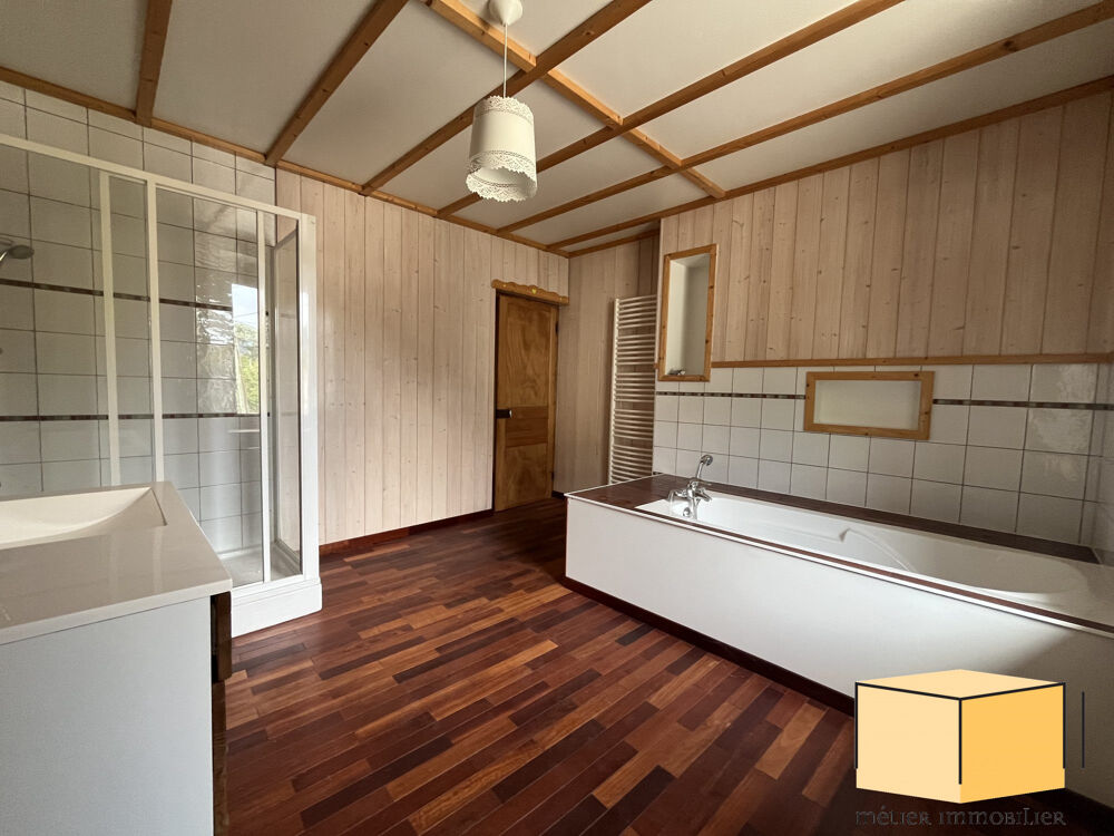 VIRIGNIN  Belle propriété familiale de 177 m² avec jardin