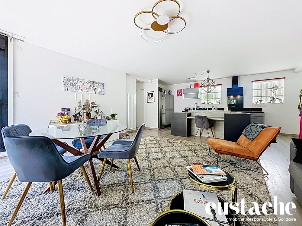 Vente Appartement Grand 3 pièces avec balcon Paris 20