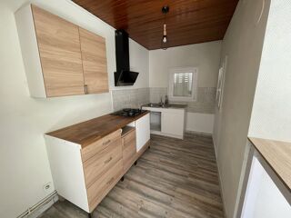  Maison à louer 3 pièces 75 m² La chaise-dieu