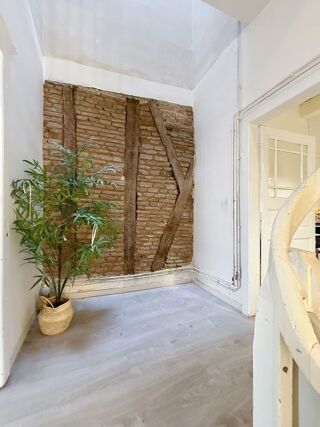  Appartement à louer 4 pièces 118 m²