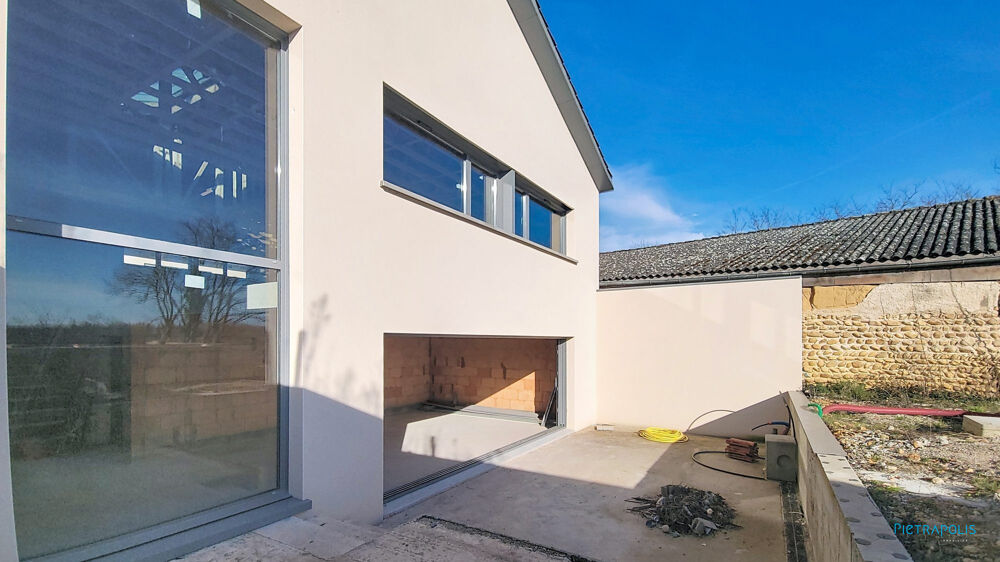 Maison en plateau - 200 m2 habitables - Piscine