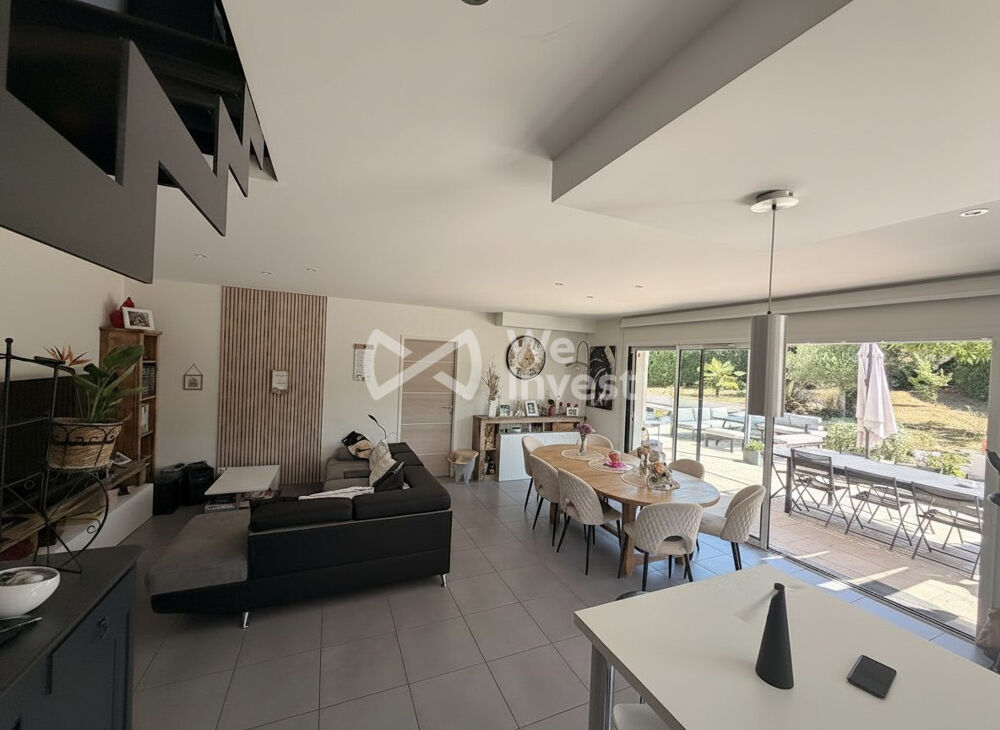 à vendre  Maison Soucieu-en-Jarrest (69510)