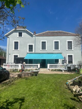  Maison � vendre 9 pi�ces 251 m�