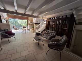  Maison à vendre 8 pièces 224 m²