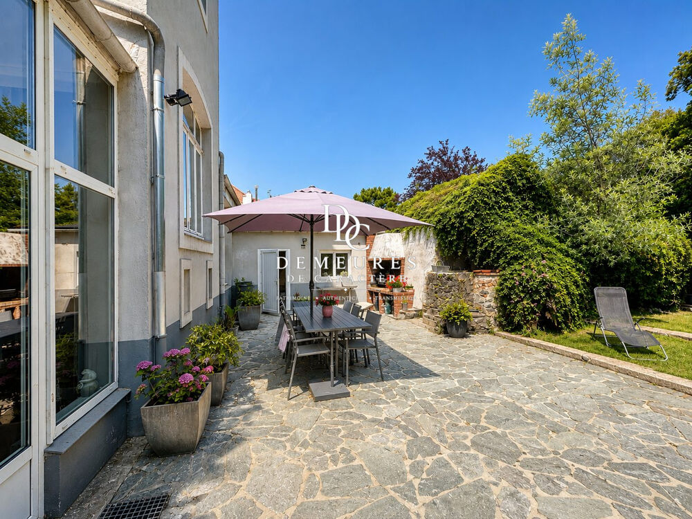 Belle demeure boulonnaise de 400m² 9 chambres