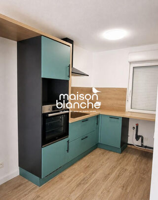  Maison à louer 4 pièces 81 m²