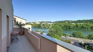  Appartement � vendre 4 pi�ces 136 m�