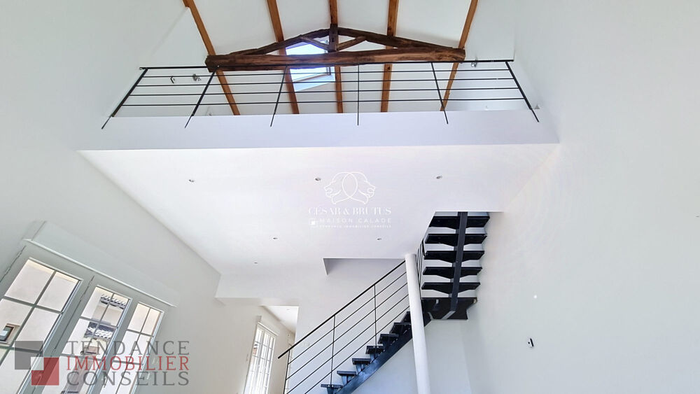 MAISON ANCIENNE RENOVE -158M2 habitables et terrain attenant