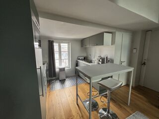 Appartement à louer 1 pièce 38 m²