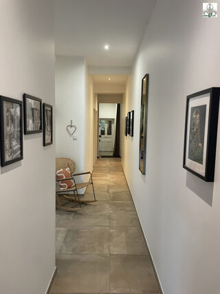  Appartement à louer 4 pièces 84 m²