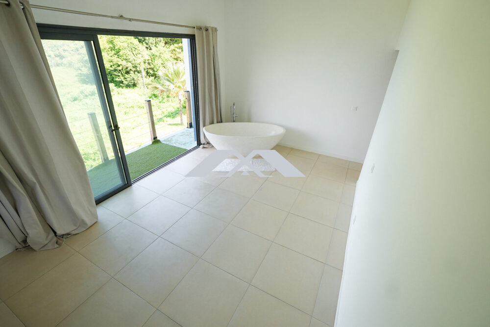 � vendre  Maison Les Trois-Bassins (97426)