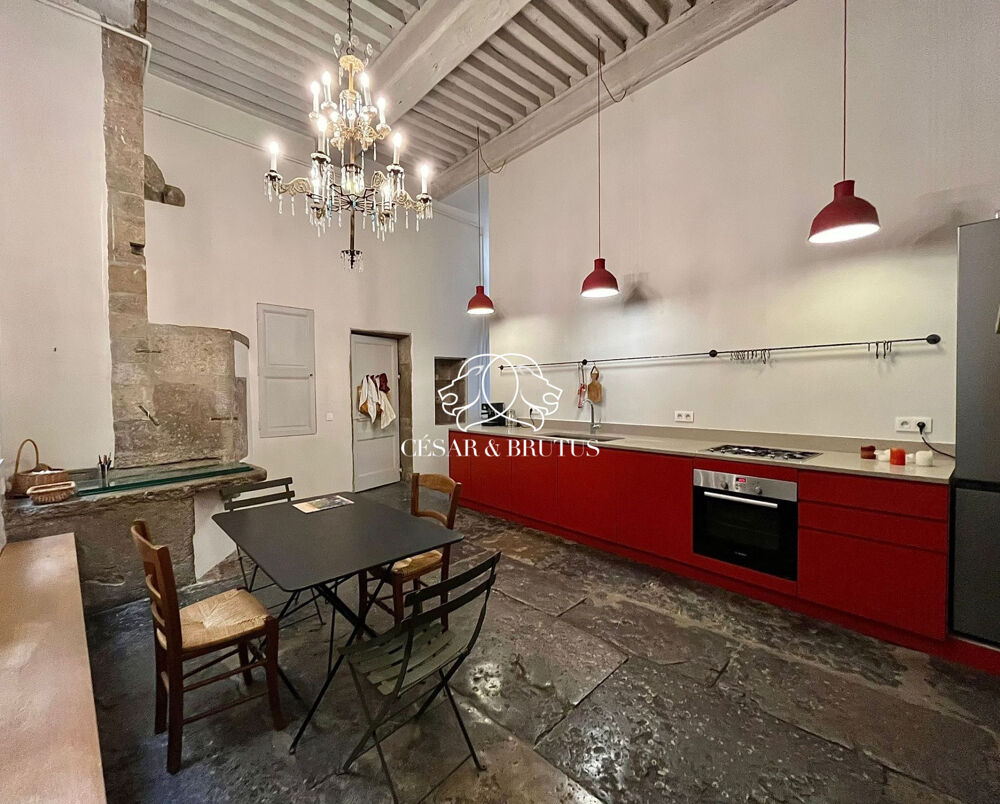 T6 - 172m2 - TERRASSE 21M2 - COUR