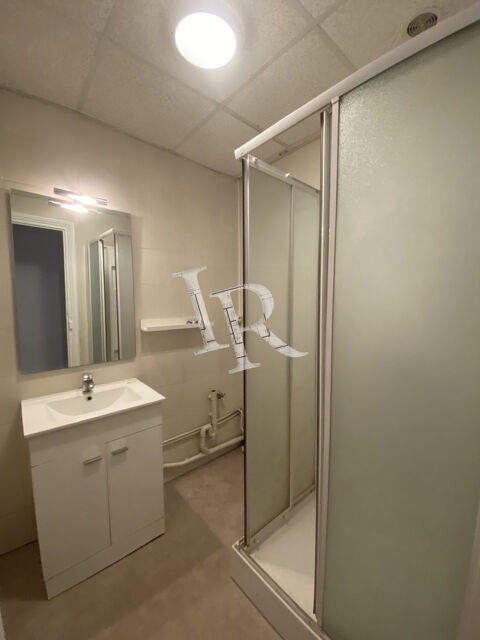  Appartement � louer 5 pi�ces 149 m� Le puy-en-velay