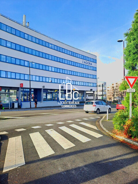   Rezé - À louer bureaux 102 m² 