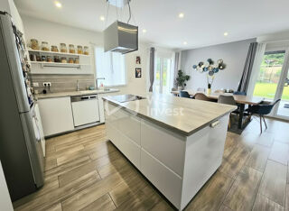  Maison � vendre 5 pi�ces 155 m�