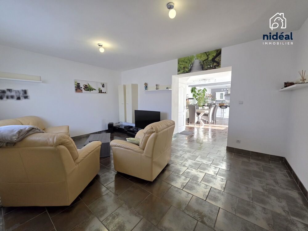 Vente Maison Maison de ville de 186m² avec garage et cour Vermelles