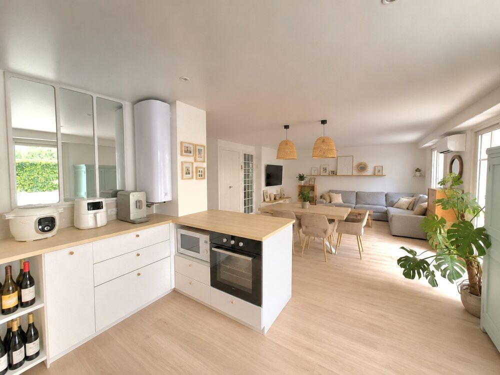 Location Appartement 3 pièces meublé avec terrasse jardin cave et parking Le cannet