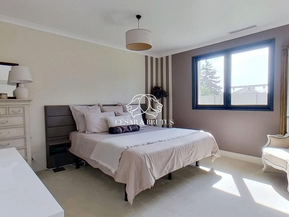 à vendre  Maison Rillieux-la-Pape (69140)