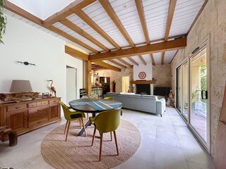  Maison à vendre 11 pièces 260 m²