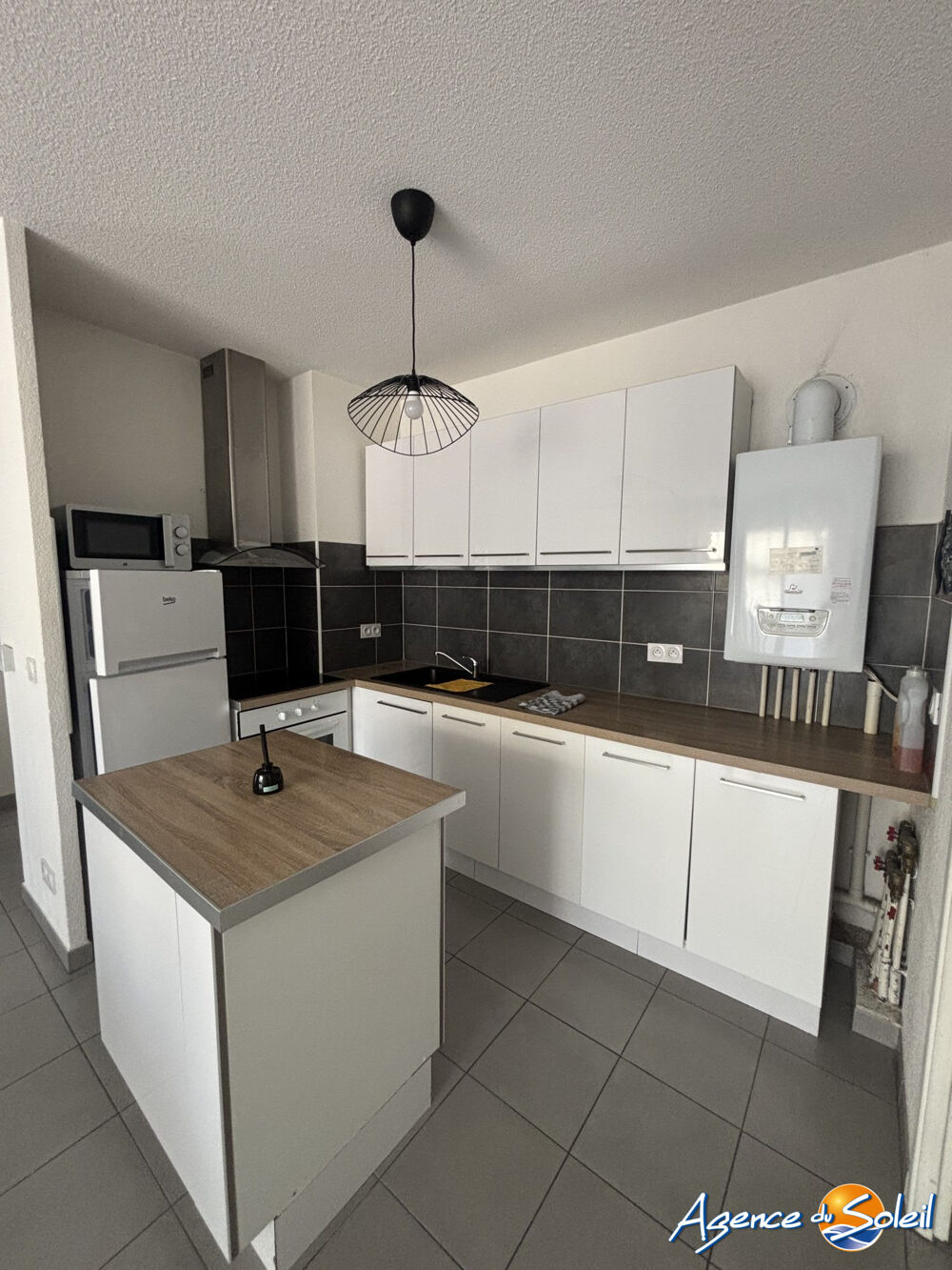 Location Appartement PIERRE VIVE - GRAND T2 MEUBLE RECENT AVEC CLIMATISATION ET STAT Montpellier