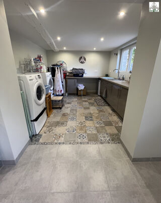  Maison à vendre 11 pièces 292 m²