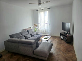  Maison à louer 6 pièces 157 m²