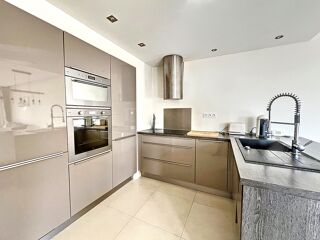  Appartement � vendre 5 pi�ces 130 m�