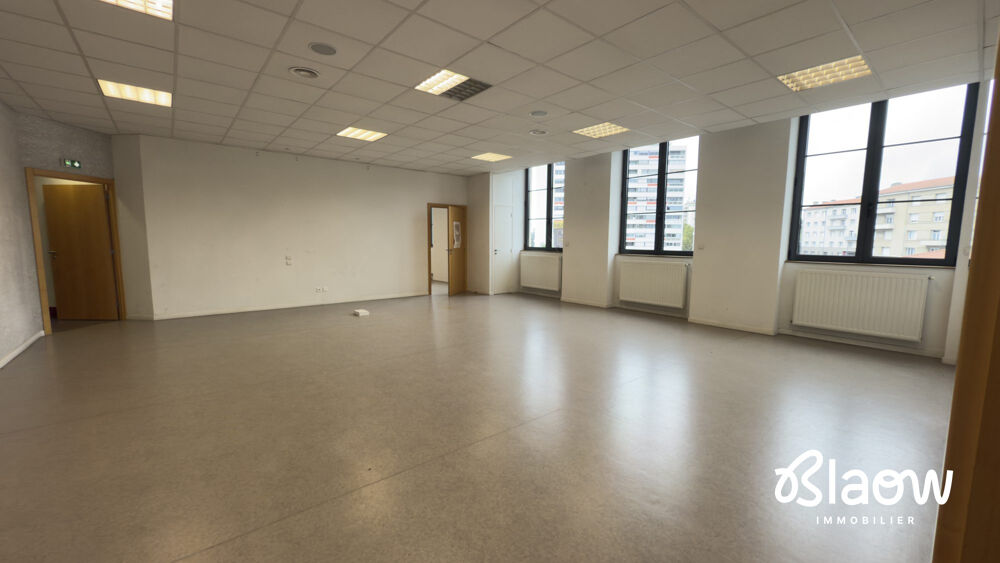  Bureaux 385 m² divisible à louer à Saint-Etienne 