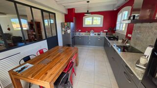  Maison � vendre 8 pi�ces 220 m�