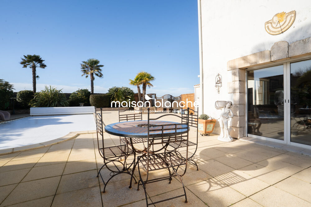 Vente Maison Grande Propriété à 5 mn de la mer Longeville-sur-mer