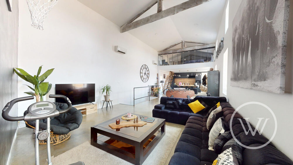 Maison de village T5 de 168,6m² avec cour, garage et cave, Mont